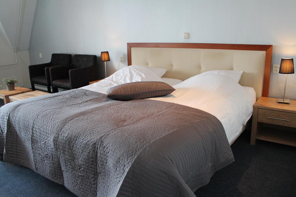 Hotel Restaurant Ie Sicht De Veenhoop Exteriör bild