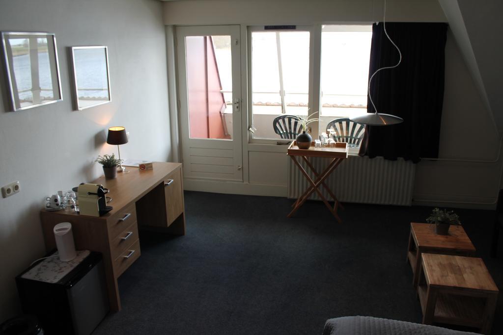 Hotel Restaurant Ie Sicht De Veenhoop Exteriör bild